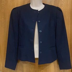 Beautiful ( Vintage) 100%Wool Button Down Blazer